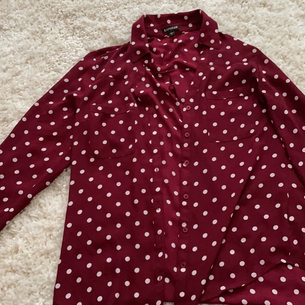 Express button up blouse loose fitting